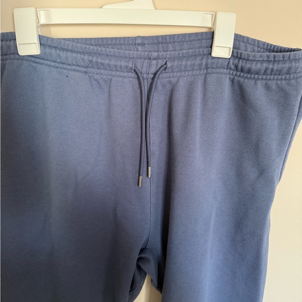 Men’s ALO Yoga Sz Large Chill Sweat Pant Joggers in Bluestone Workout Activewear - Picture 6 of 10